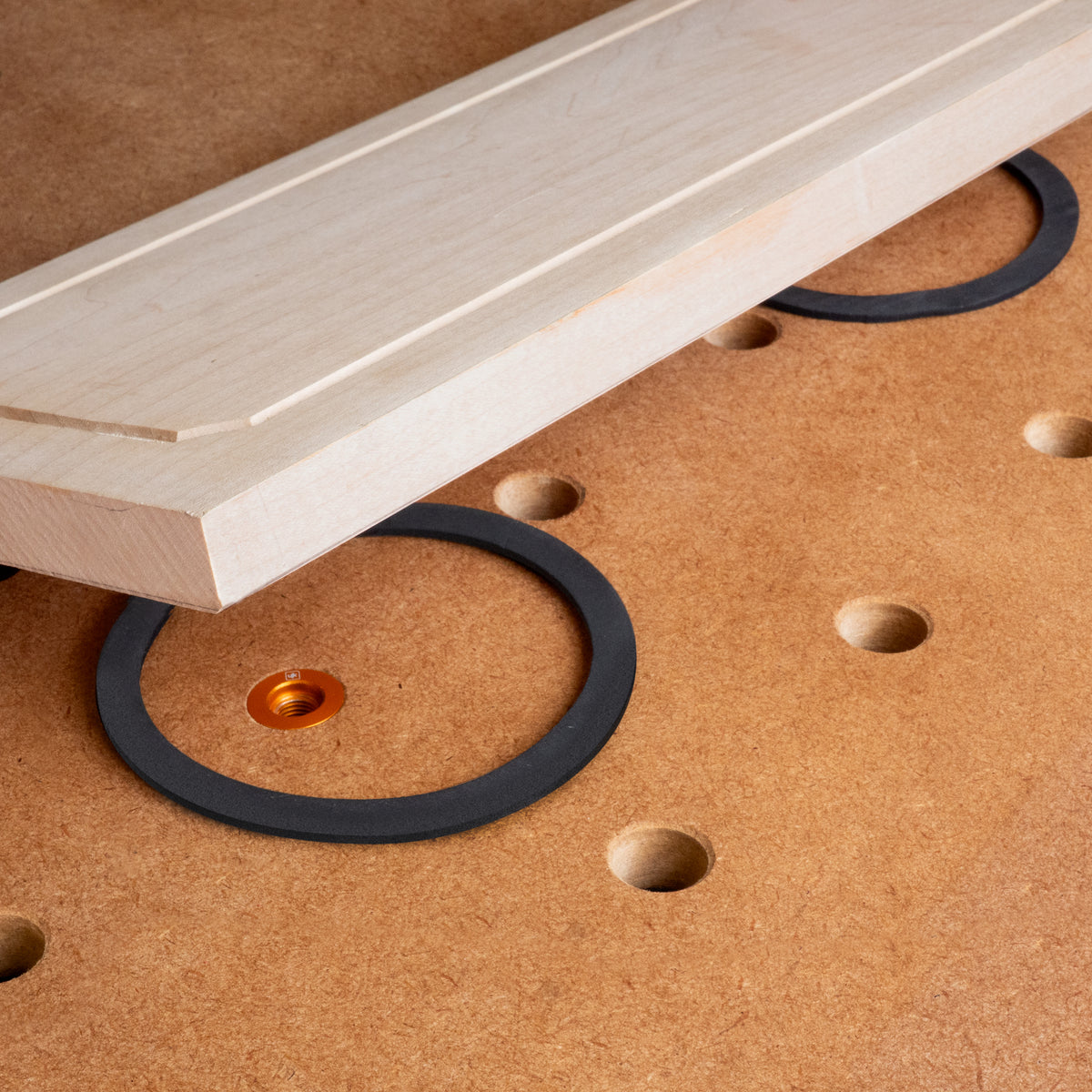 UJK V Dog Vacuum Bench Dog for 20mm MFT-Style Benches
