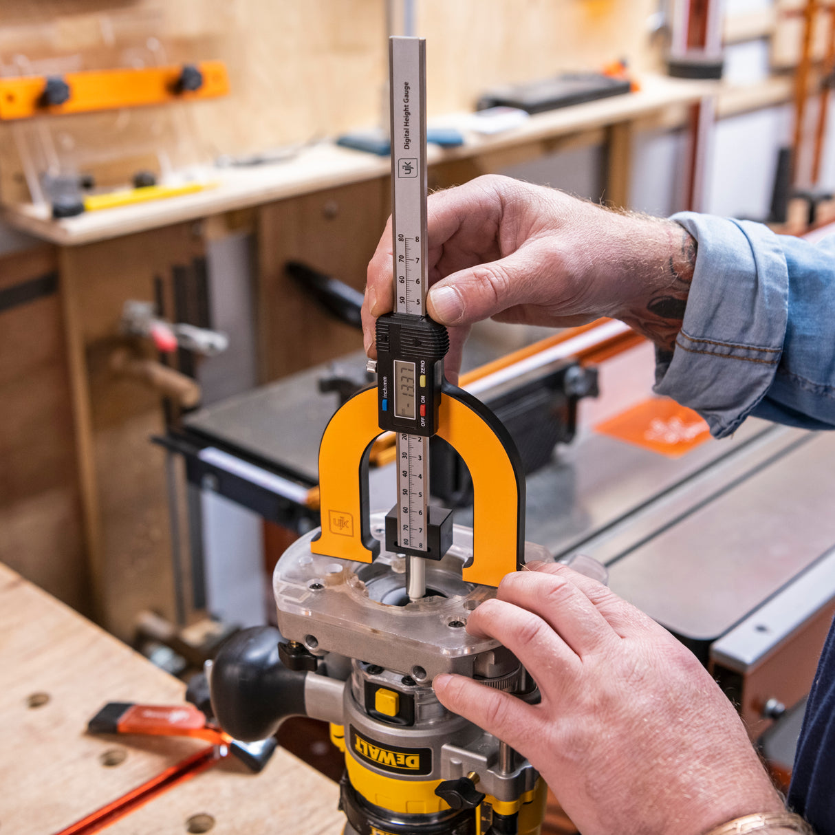 UJK Digital Height Gauge