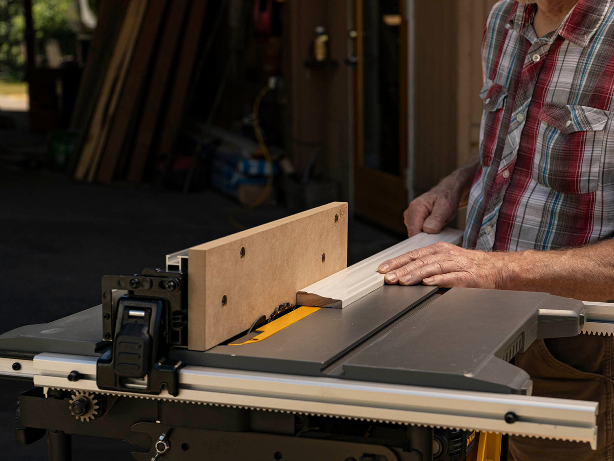 TSO Products Rip Fence with T-Slots for 210mm / 8.25" DEWALT Compact Jobsite Table Saw (DWE7485, DWE7480, DCS7485 or DW745)