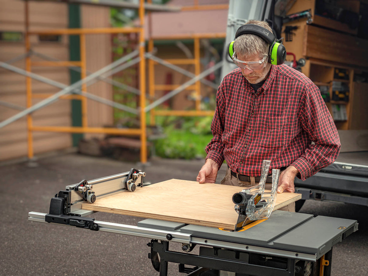 TSO Products Rip Fence with T-Slots for 250mm / 10" DEWALT Jobsite Table Saw (DWE7491-XE / DWE7491RS)