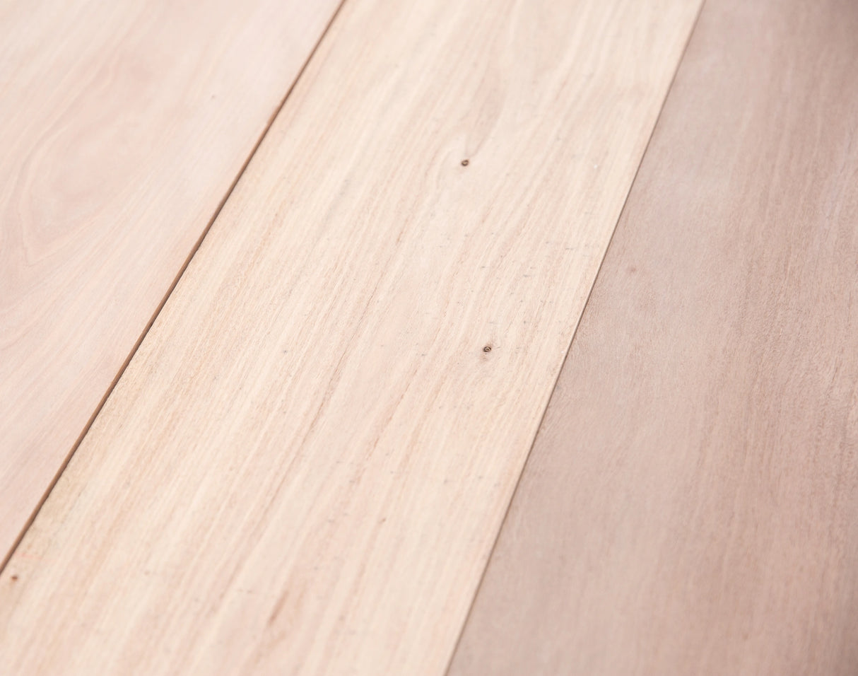 Brushbox 200 x 50mm – Feature Grade, Kiln Dried, Rough Sawn Joinery Timber