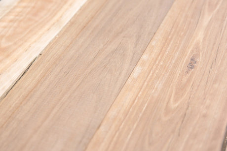 Queensland Spotted Gum 200 x 25mm – Select Grade, Kiln Dried, Rough Sawn Joinery Timber