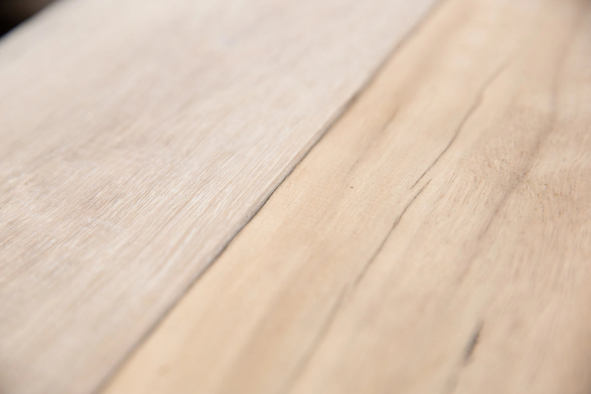 Queensland Spotted Gum 200 x 25mm – Standard Grade, Kiln Dried, Rough Sawn Joinery Timber