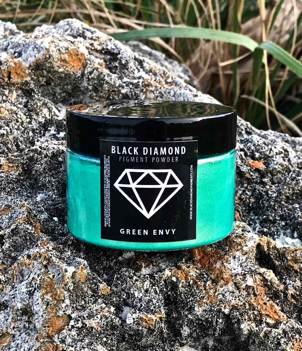 Green Envy Pigment Powder | Black Diamond Pigments