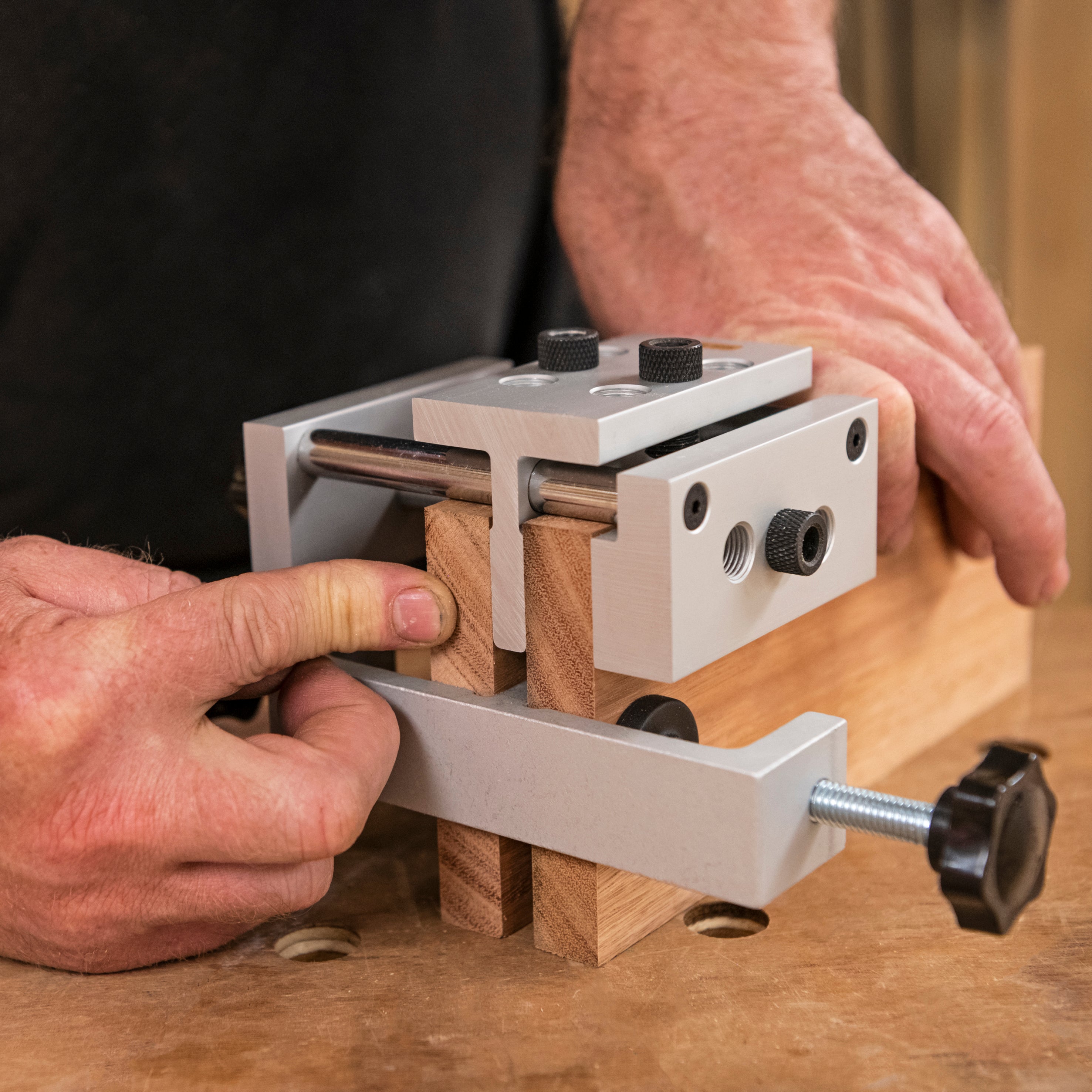Dowelling Jig No.1 Metric By Axminster Professional Hammer Roo